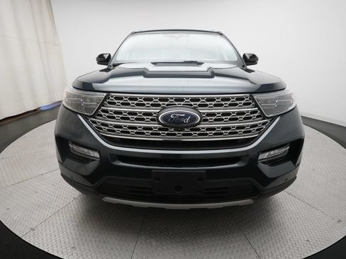 Used 2022 Ford Explorer Limited w/ Class IV Trailer Tow Package AWD/4WD image 11