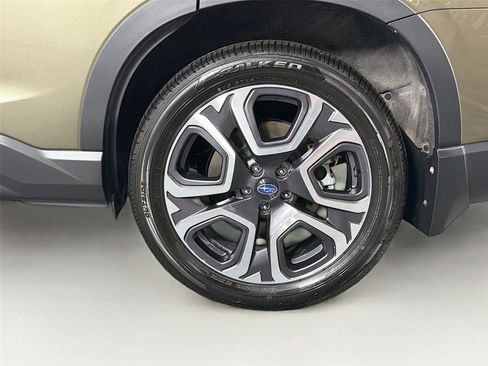 Used 2025 Subaru Ascent Limited AWD/4WD image 34