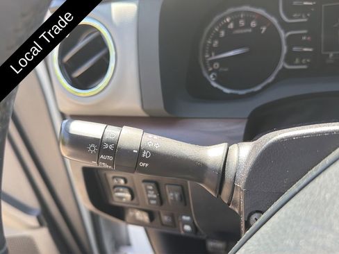 Used 2018 Toyota Tundra Limited w/ Limited Premium Package image 28