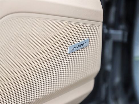 Used 2019 Porsche Cayenne S image 31