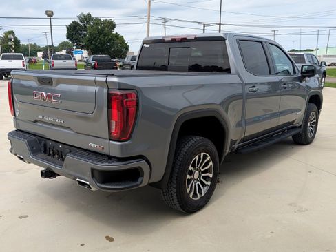 Used 2022 GMC Sierra 1500 AT4 w/ AT4 Premium Package AWD/4WD image 5