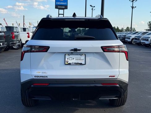 New 2026 Chevrolet Equinox RS image 8