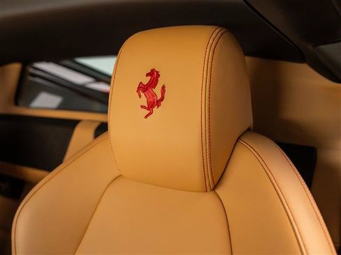 Used 2012 Ferrari 458 Italia Coupe RWD image 19