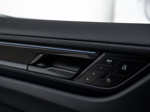 New 2025 Porsche Macan Turbo Electric image 19