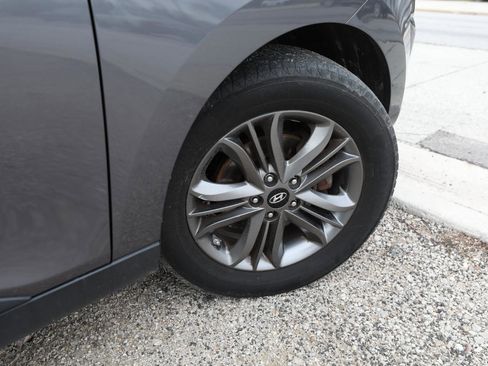 Used 2015 Hyundai Tucson SE AWD/4WD image 10