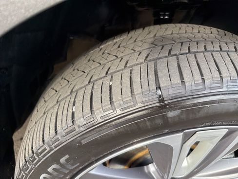 Certified 2023 Subaru Solterra Limited image 10