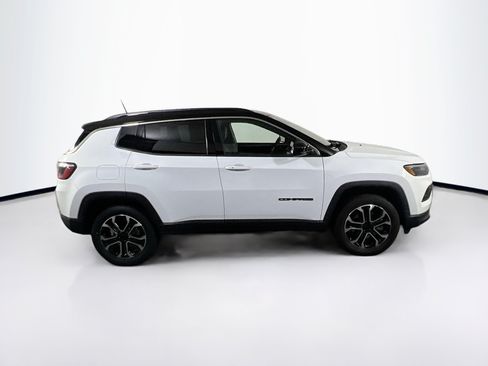 Used 2023 Jeep Compass Limited w/ Sun and Sound Group AWD/4WD image 4