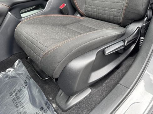 Certified 2025 Honda HR-V Sport image 16