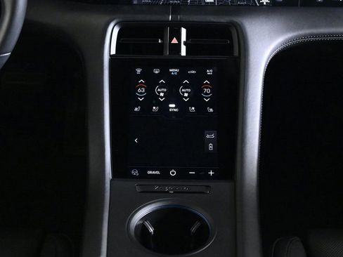 Certified 2022 Porsche Taycan 4 Cross Turismo image 16