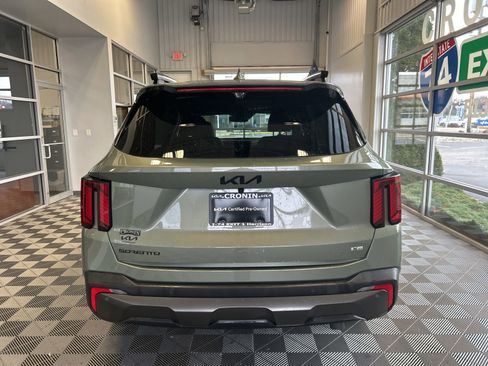 Used 2025 Kia Sorento SX Prestige image 5