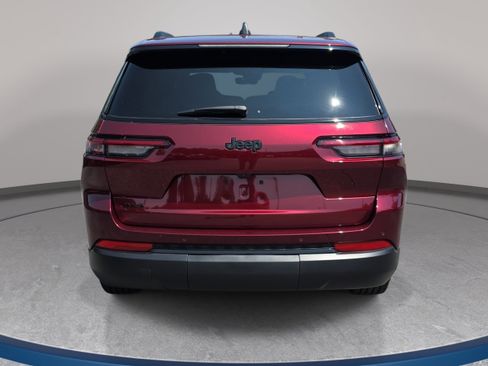 Used 2025 Jeep Grand Cherokee L Laredo AWD/4WD image 6