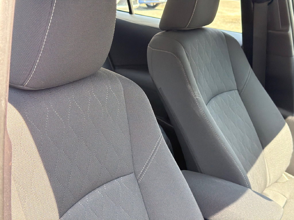 Used 2024 Toyota Corolla LE FWD image 9