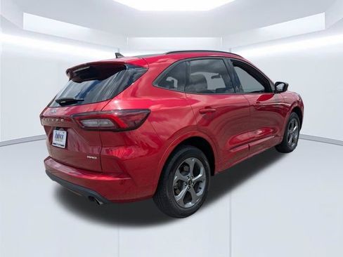 Used 2023 Ford Escape ST-Line AWD/4WD image 4