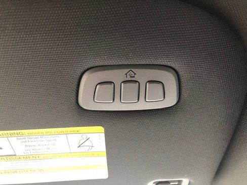 New 2025 Ford F150 Lariat w/ Equipment Group 502A High image 25