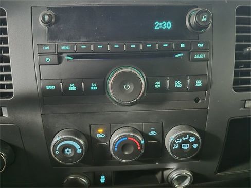 Used 2012 Chevrolet Silverado 3500 LT image 28