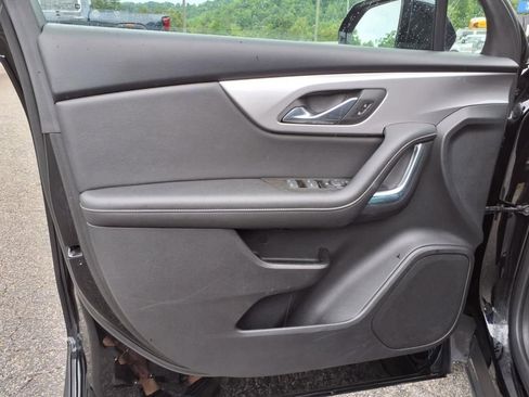 Used 2023 Chevrolet Blazer LT image 11