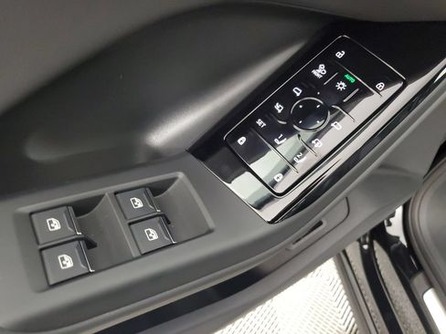 New 2027 Audi Q6 e-tron Premium Plus AWD/4WD image 20