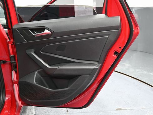 Used 2019 Volkswagen Jetta SE w/ Cold Weather Package image 37