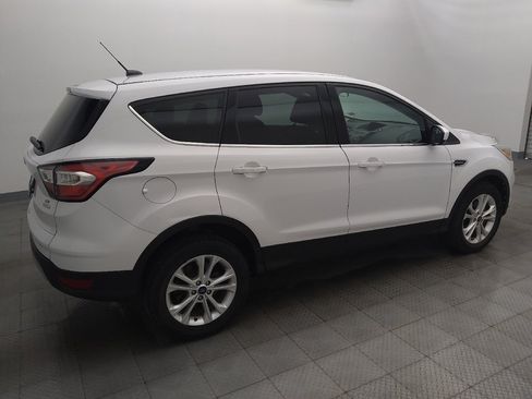 Used 2017 Ford Escape SE FWD image 10