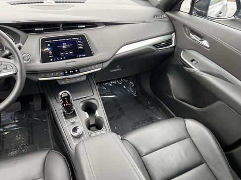 Certified 2023 Cadillac XT4 Premium Luxury w/ Cold Weather Package image 15