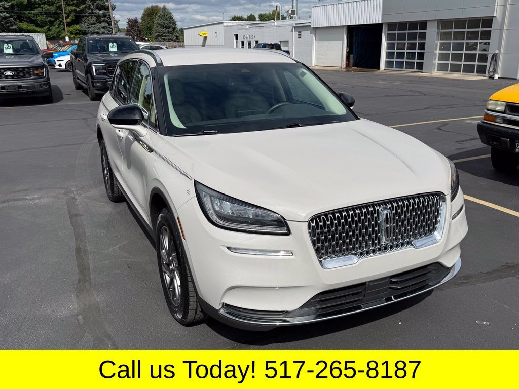 Certified 2022 Lincoln Corsair AWD w/ Equipment Group 101A image 2