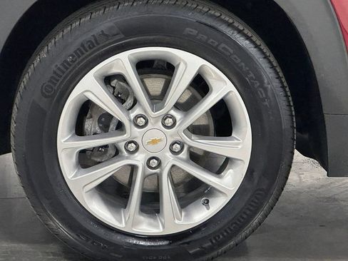 Used 2024 Chevrolet TrailBlazer LS FWD image 35