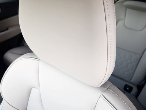 New 2026 Volvo XC60 B5 Plus w/ Protection Package Premier image 6