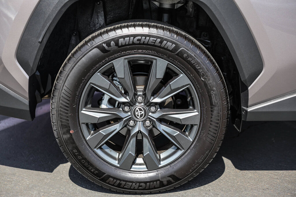 Certified 2026 Toyota RAV4 XLE Premium AWD/4WD image 30