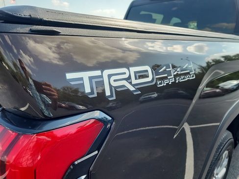 Used 2024 Toyota Tundra Limited w/ TRD Off-Road Package AWD/4WD image 12