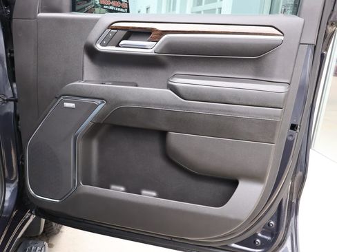 Used 2023 GMC Sierra 1500 Elevation w/ Elevation Premium Package AWD/4WD image 38