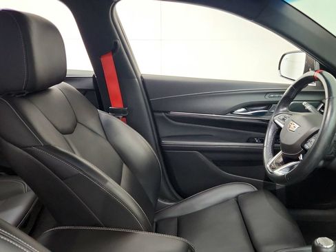 Certified 2022 Cadillac CT4 V Blackwing RWD image 29