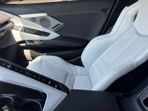 Used 2021 Chevrolet Corvette Stingray Preferred Cpe w/ Z51 Performance Package RWD image 16