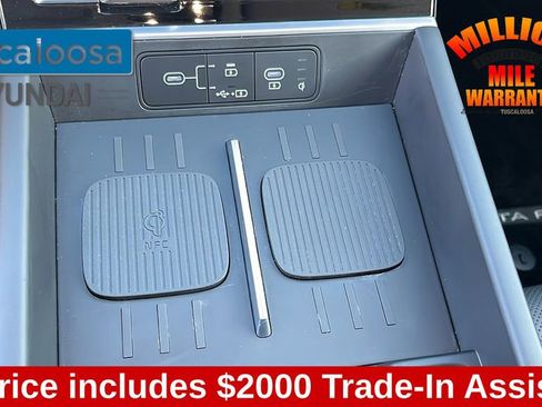 Used 2025 Hyundai Santa Fe SEL image 23