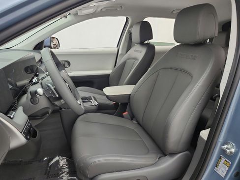 Used 2025 Hyundai Ioniq 5 SEL image 13