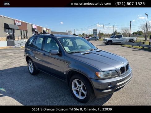 Used 2002 BMW X5 3.0i image 1