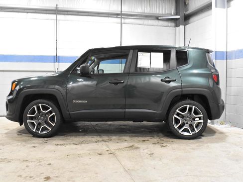 Used 2021 Jeep Renegade Sport image 21