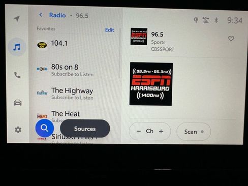 Used 2025 Toyota Highlander XLE image 27