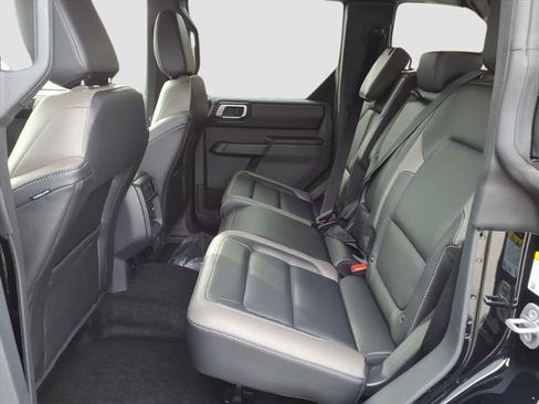 New 2025 Ford Bronco Outer Banks image 10