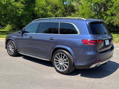 Used 2024 Mercedes-Benz GLS 580 4MATIC image 4