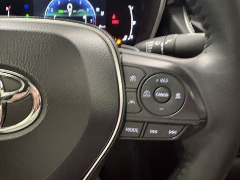 Used 2024 Toyota Corolla XSE FWD image 29