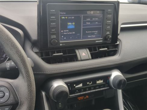 Used 2022 Toyota RAV4 LE image 34