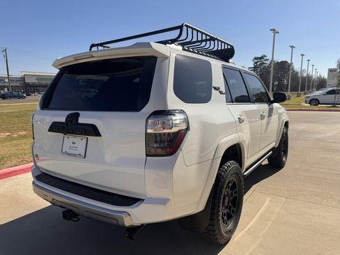 Used 2023 Toyota 4Runner TRD Off-Road Premium image 6