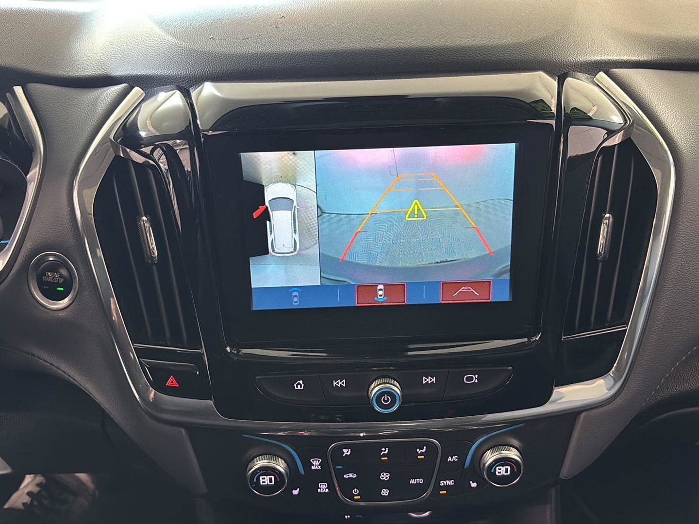 Used 2018 Chevrolet Traverse LT w/ LPO, Floor Liner Package AWD/4WD image 30