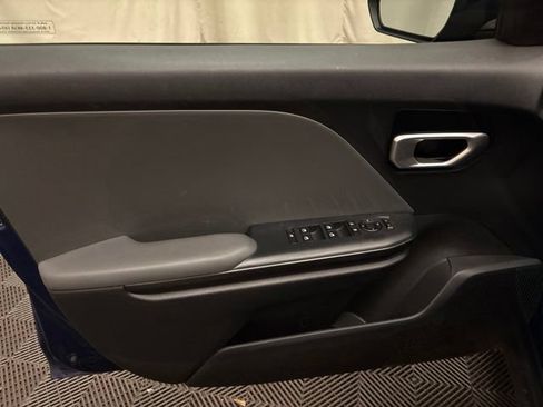 Used 2025 Kia K4 FWD image 10