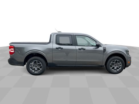 Used 2025 Ford Maverick XLT w/ Equipment Group 301A AWD/4WD image 10