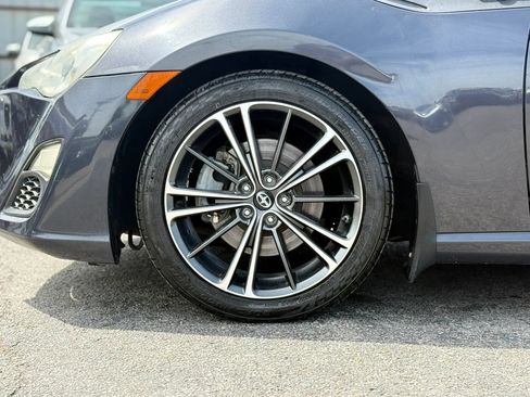 Used 2013 Scion FR-S RWD image 37