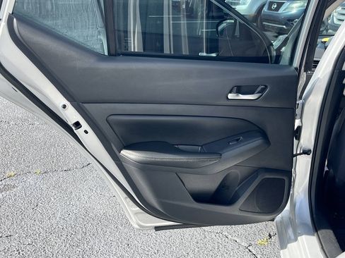Used 2019 Nissan Altima 2.5 S FWD image 14