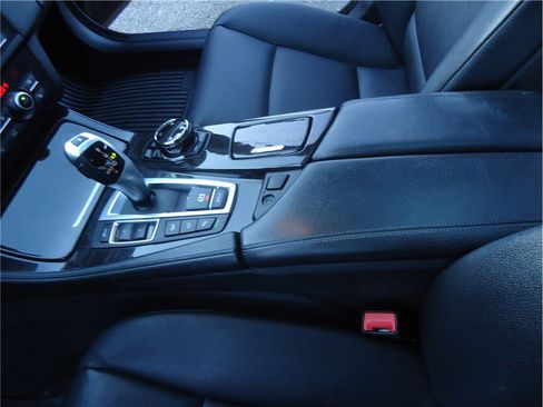Used 2013 BMW 535i xDrive Sedan AWD/4WD image 26