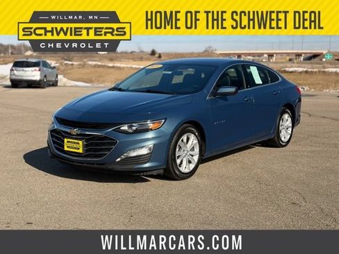 Used 2025 Chevrolet Malibu LT FWD image 1