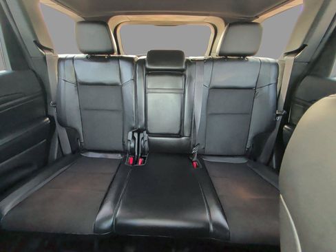 Used 2021 Jeep Grand Cherokee Laredo X RWD image 13
